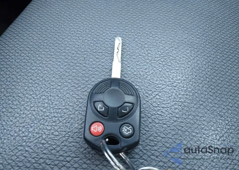 2015 Ford Transit Connect Xl z USA, uszkodzony, nr VIN NM0GE9E73F1175689